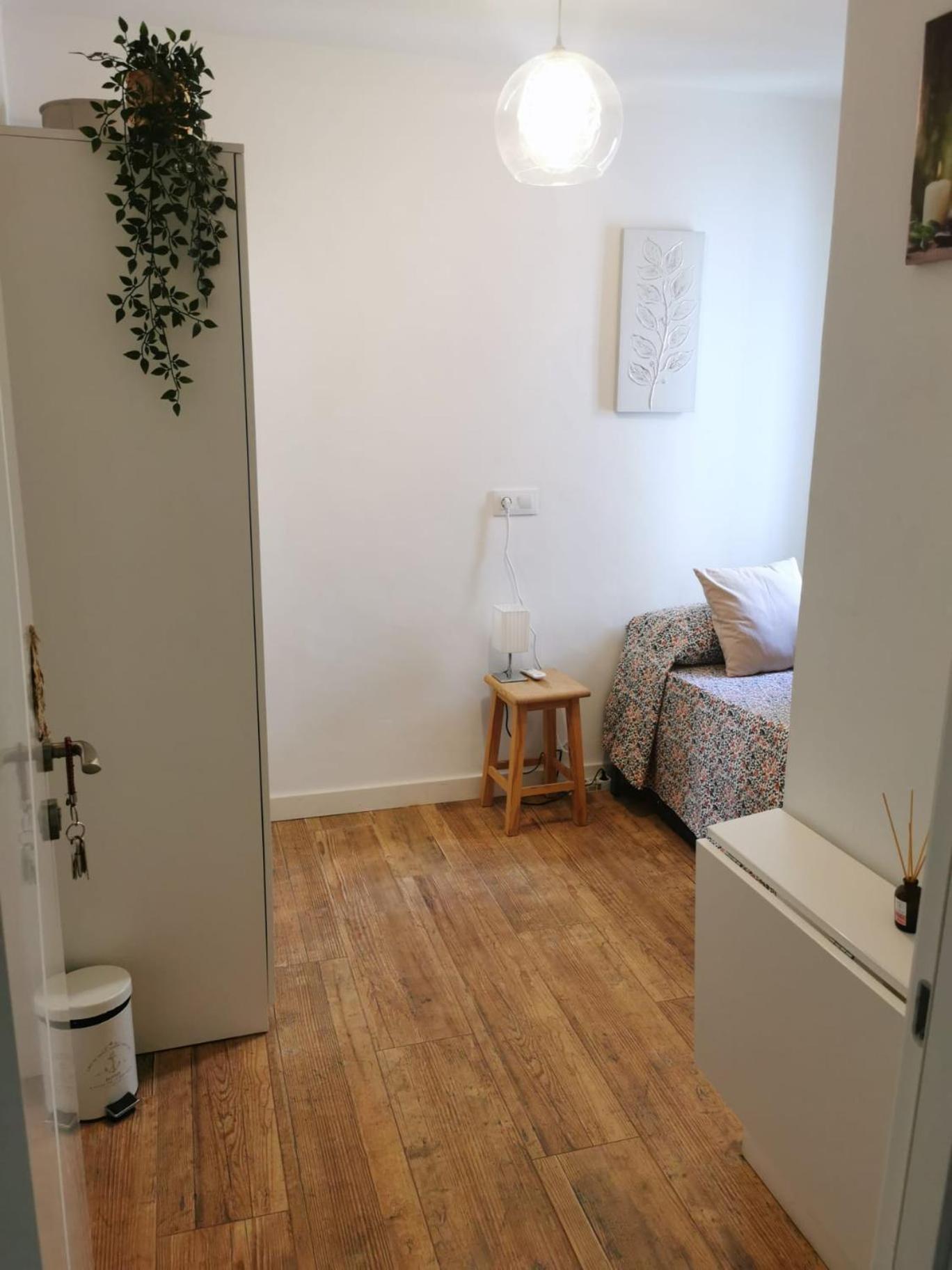 Roberta'S Guest House Севиля Екстериор снимка